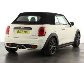 Used MINI Convertible 2017 for sale - 74830016: Photo