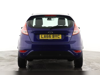 Used Ford Fiesta 2017 for sale - 76501493: Photo