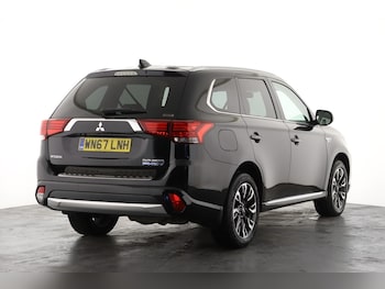 Used Mitsubishi Outlander 2017 for sale - 77786137: Photo