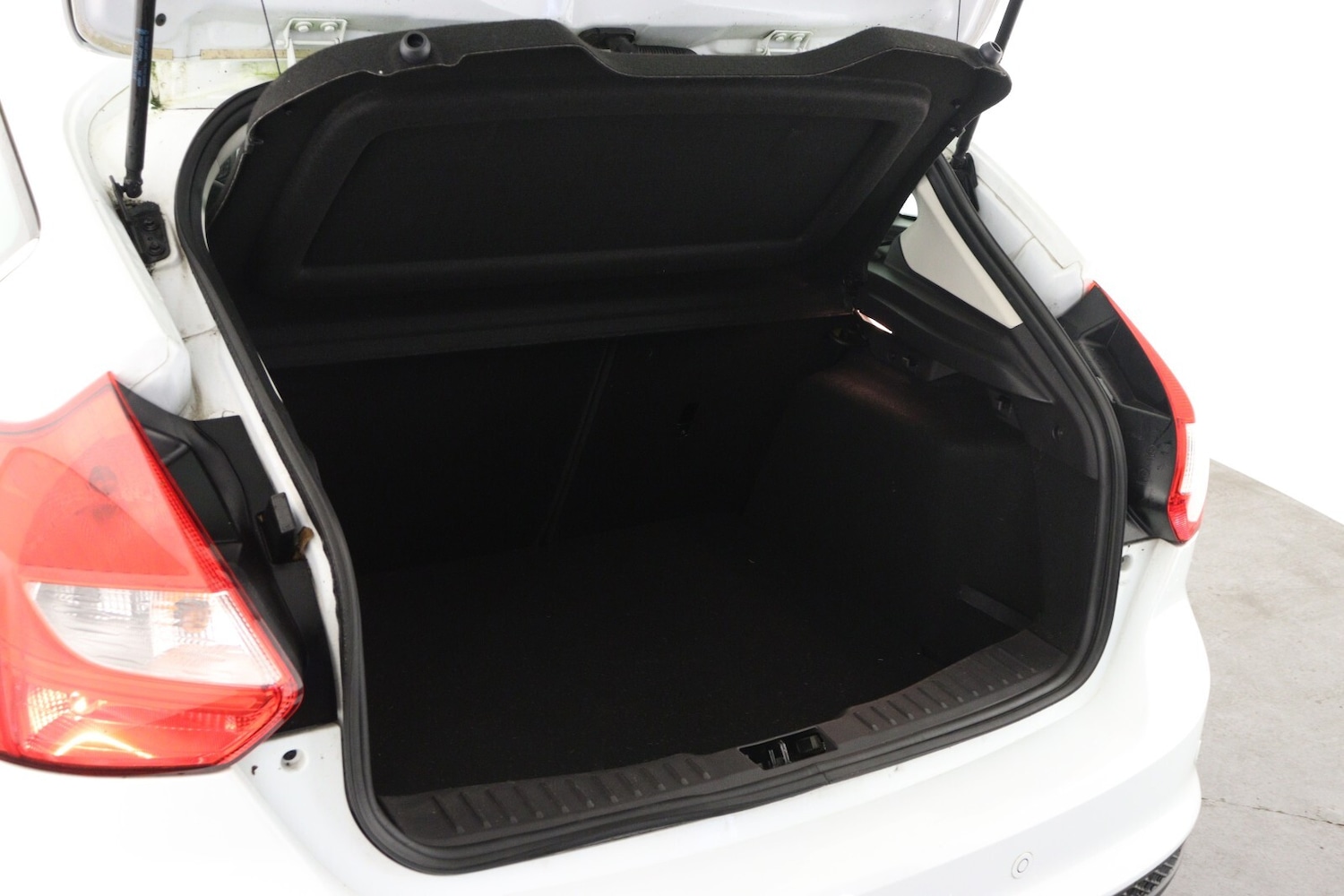 Used Ford Focus 2014 for sale - 77545191: Photo 9