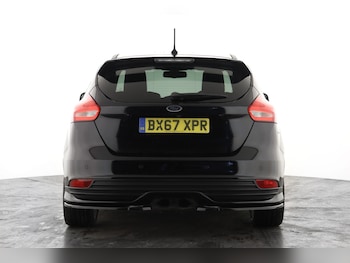 Used Ford Focus 2017 for sale - 77803870: Photo