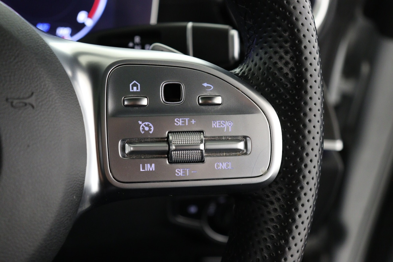 Used Mercedes-Benz E Class 2018 for sale - 76870118: Photo 27