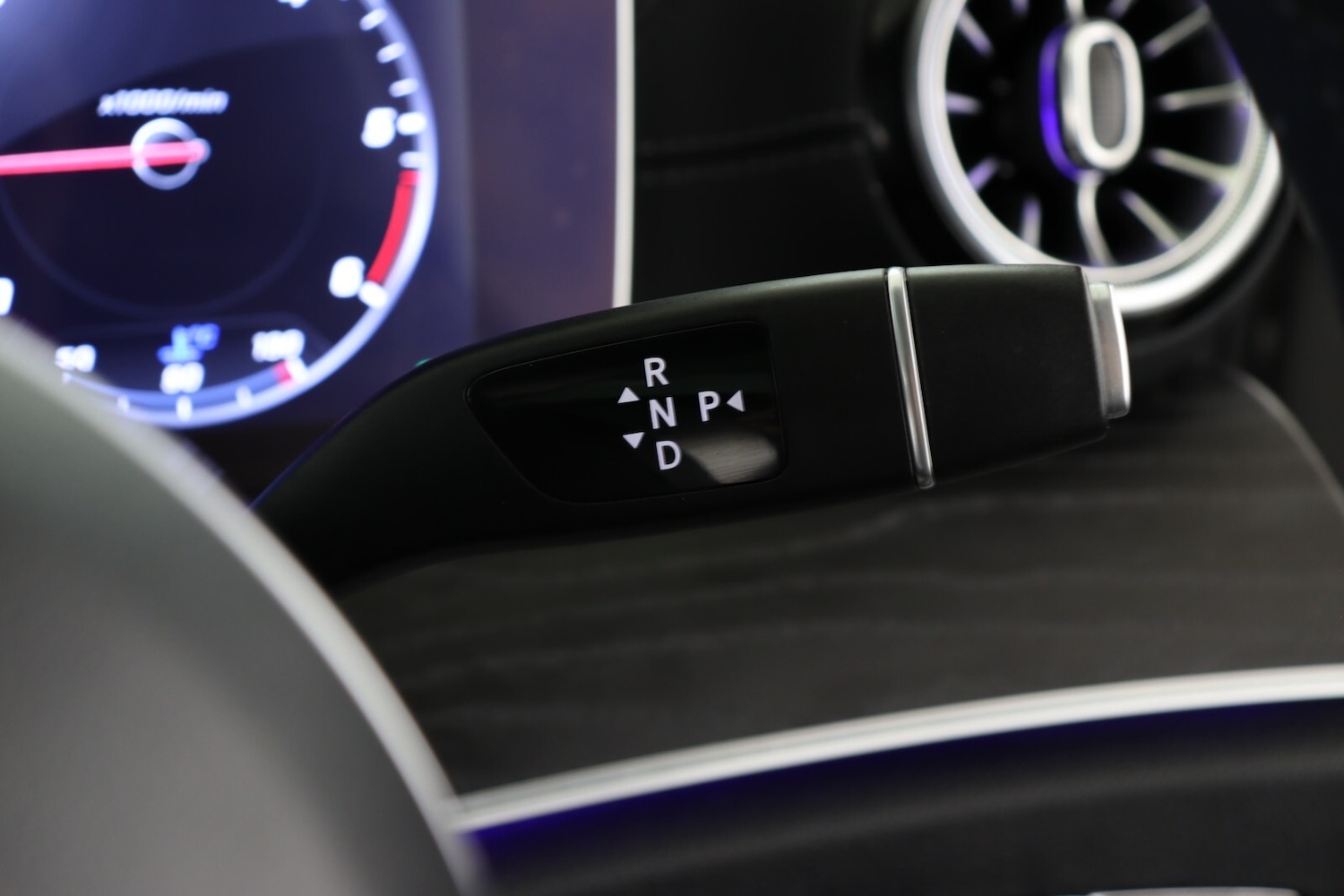 Used Mercedes-Benz E Class 2018 for sale - 76870118: Photo 32