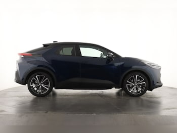 Used Toyota C-HR 2025 for sale - 78767337: Photo