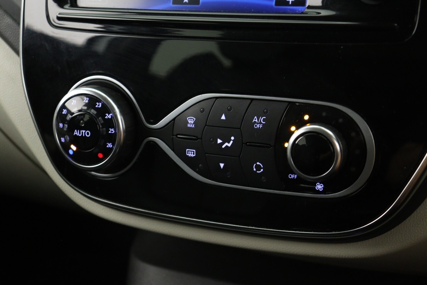 Used Renault Captur 2019 for sale - 76871917: Photo 18