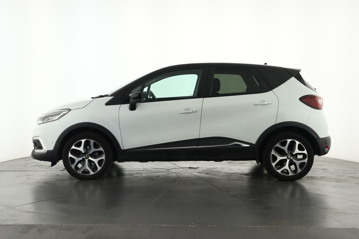 Used Renault Captur 2019 for sale - 76871917: Photo 7