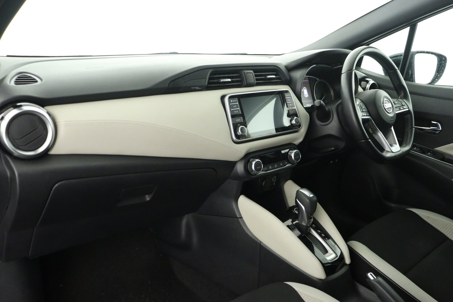 Used Nissan Micra 2021 for sale - 76355144: Photo 11