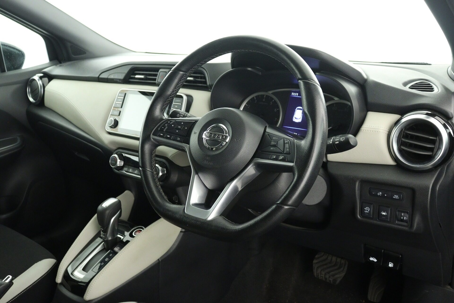 Used Nissan Micra 2021 for sale - 76355144: Photo 13