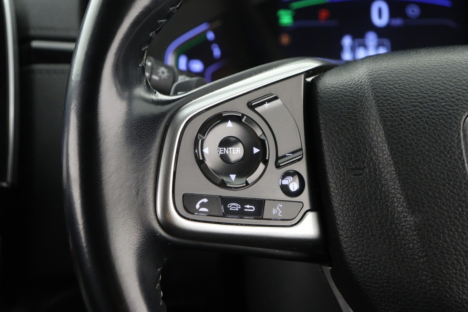 Used Honda CR-V 2020 for sale - 76870060: Photo 24