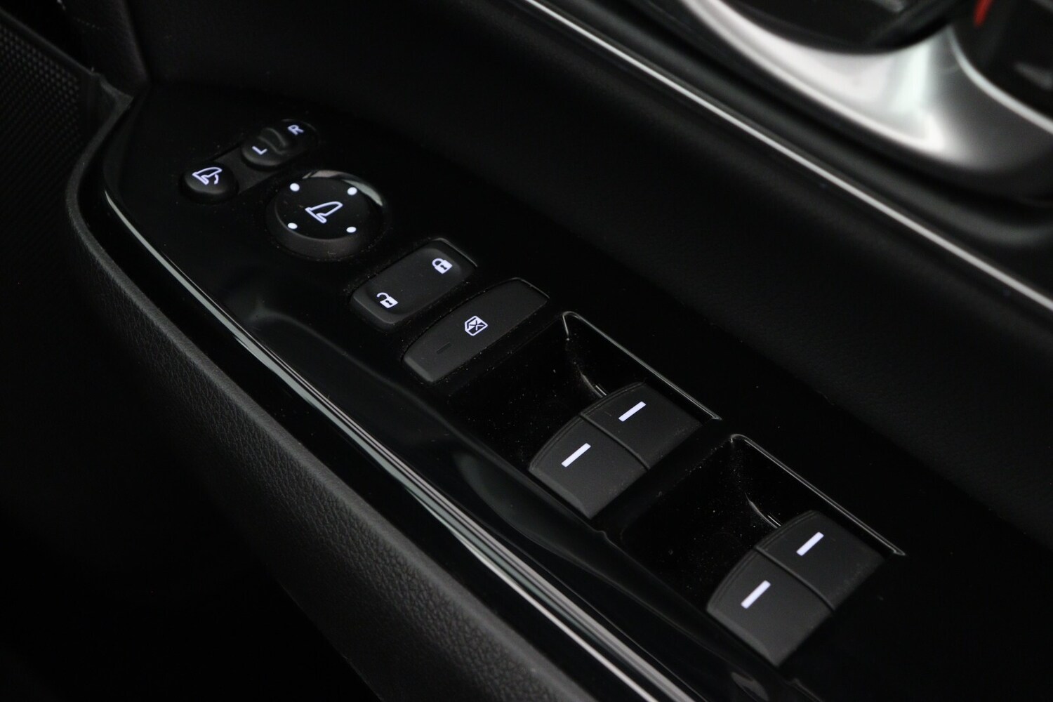 Used Honda CR-V 2020 for sale - 76870060: Photo 27