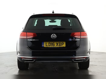 Used Volkswagen Passat 2016 for sale - 75324667: Photo
