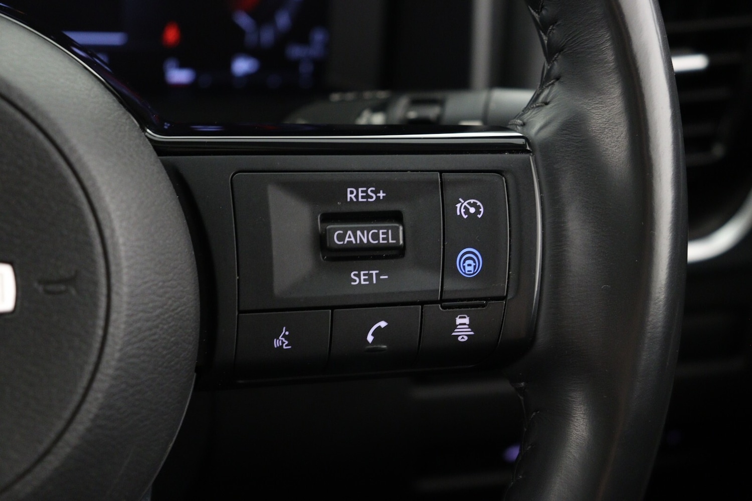 Used Nissan X-Trail 2023 for sale - 77307684: Photo 28