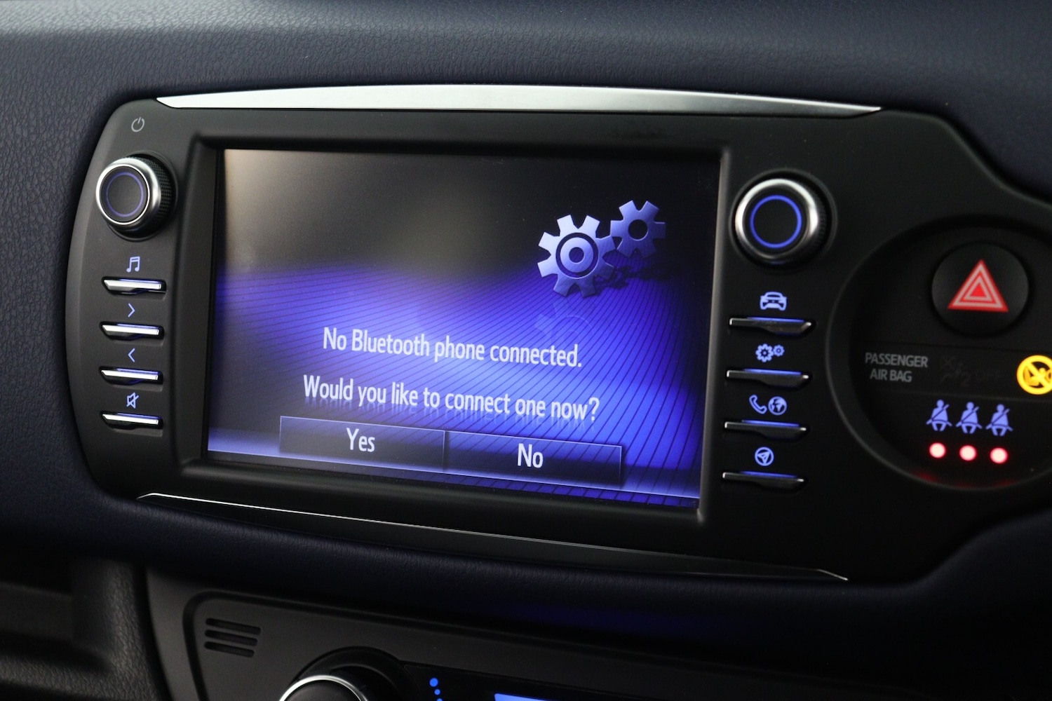 Used Toyota Yaris 2018 for sale - 76870635: Photo 16