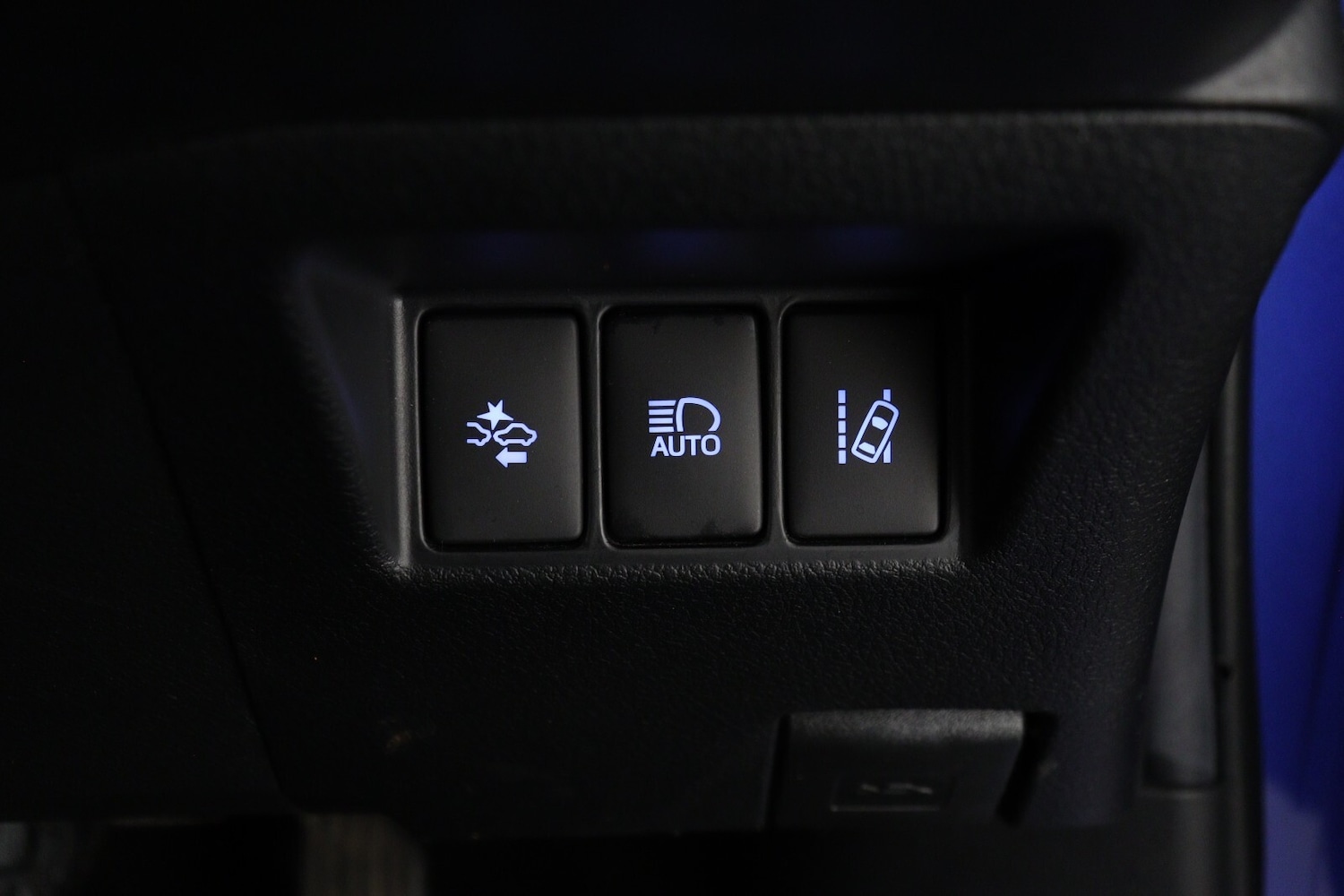 Used Toyota Yaris 2018 for sale - 76870635: Photo 25