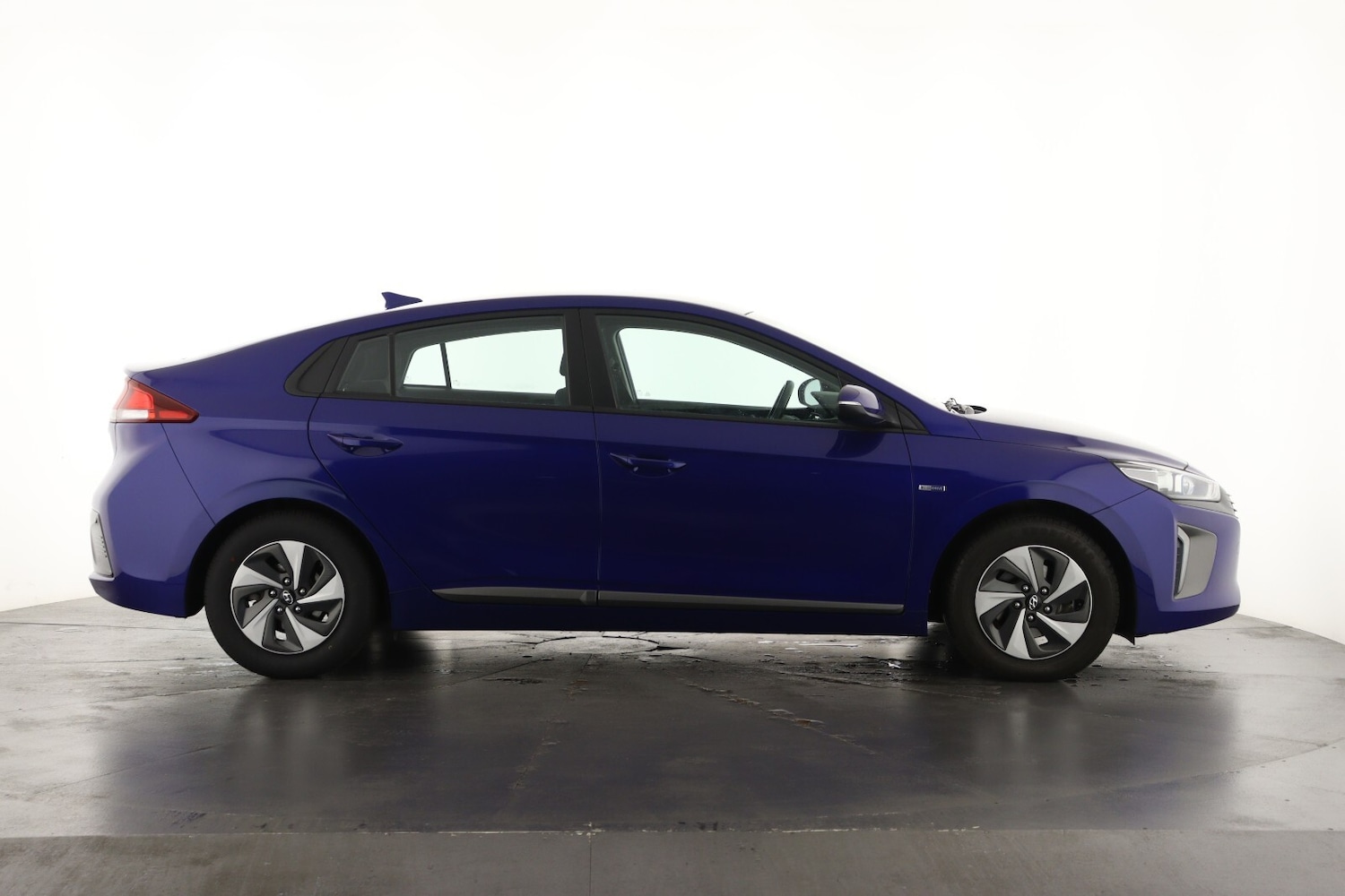 Used Hyundai IONIQ 2018 for sale - 76297556: Photo 4