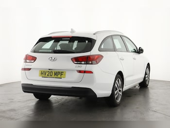 Used Hyundai i30 2020 for sale - 76183941: Photo 3