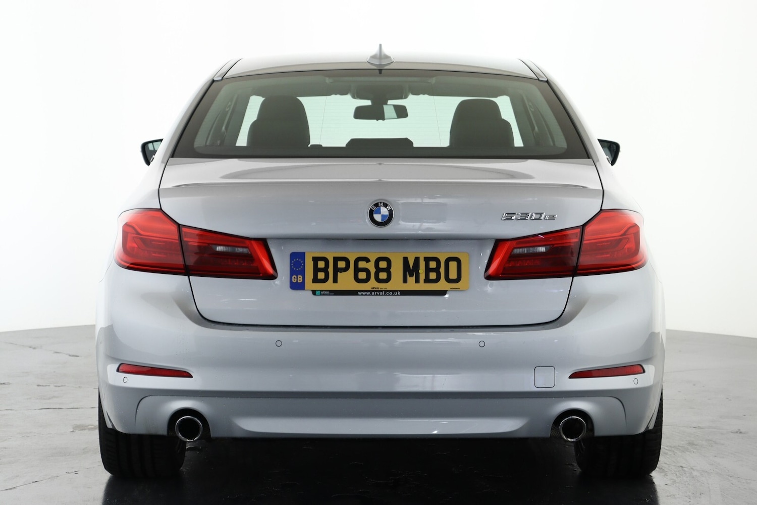 Used BMW 5 Series 2018 for sale - 77653091: Photo 2