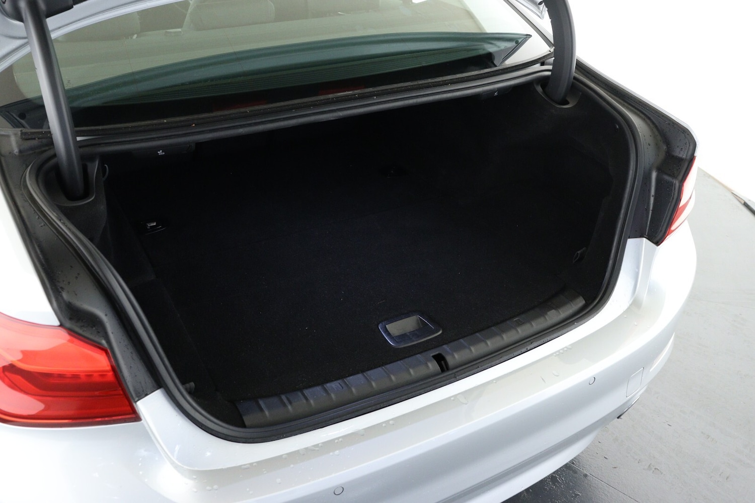 Used BMW 5 Series 2018 for sale - 77653091: Photo 9