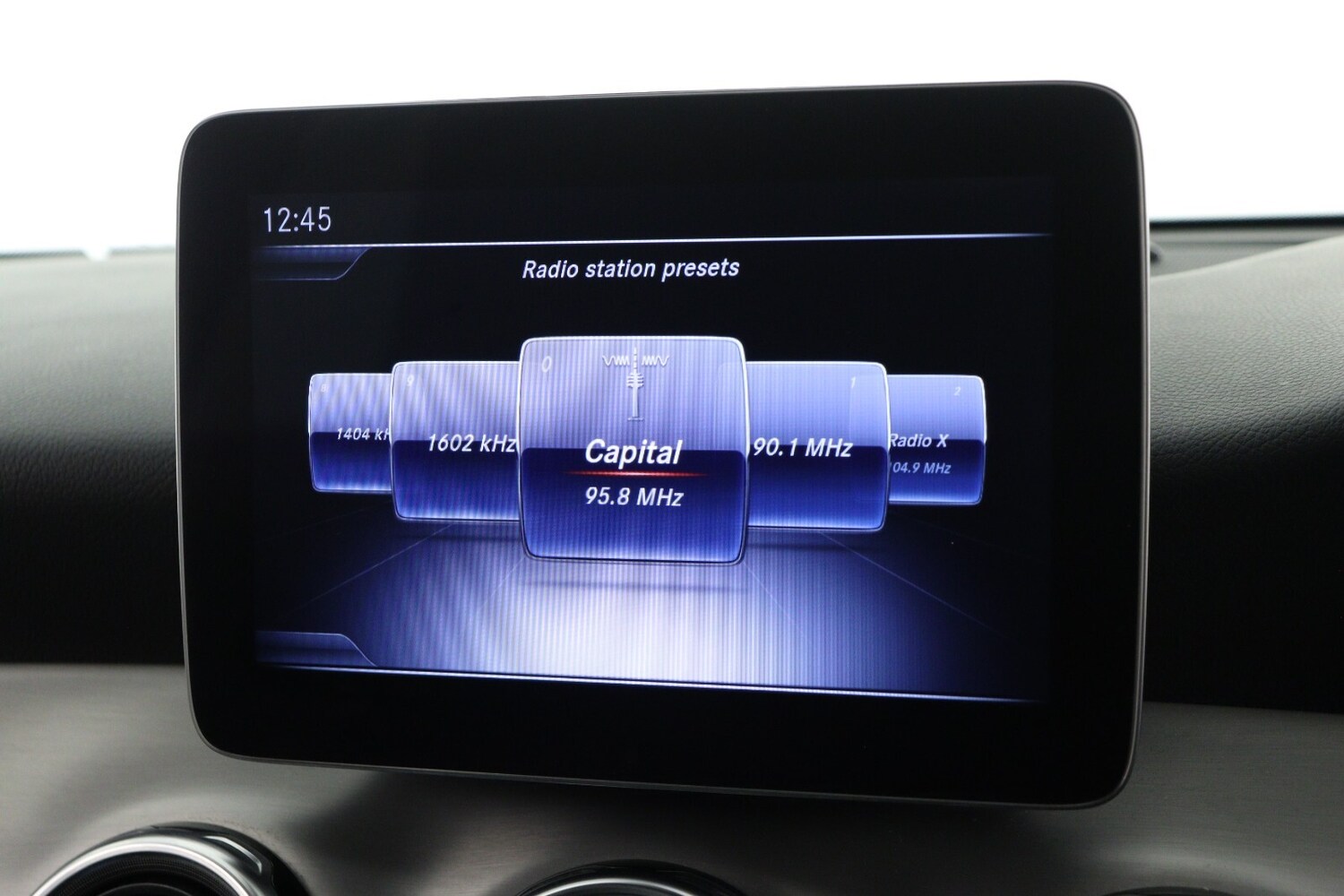 Used Mercedes-Benz GLA 2018 for sale - 77532008: Photo 16