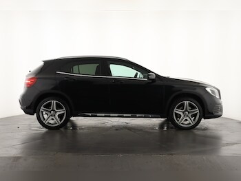 Used Mercedes-Benz GLA 2018 for sale - 77532008: Photo