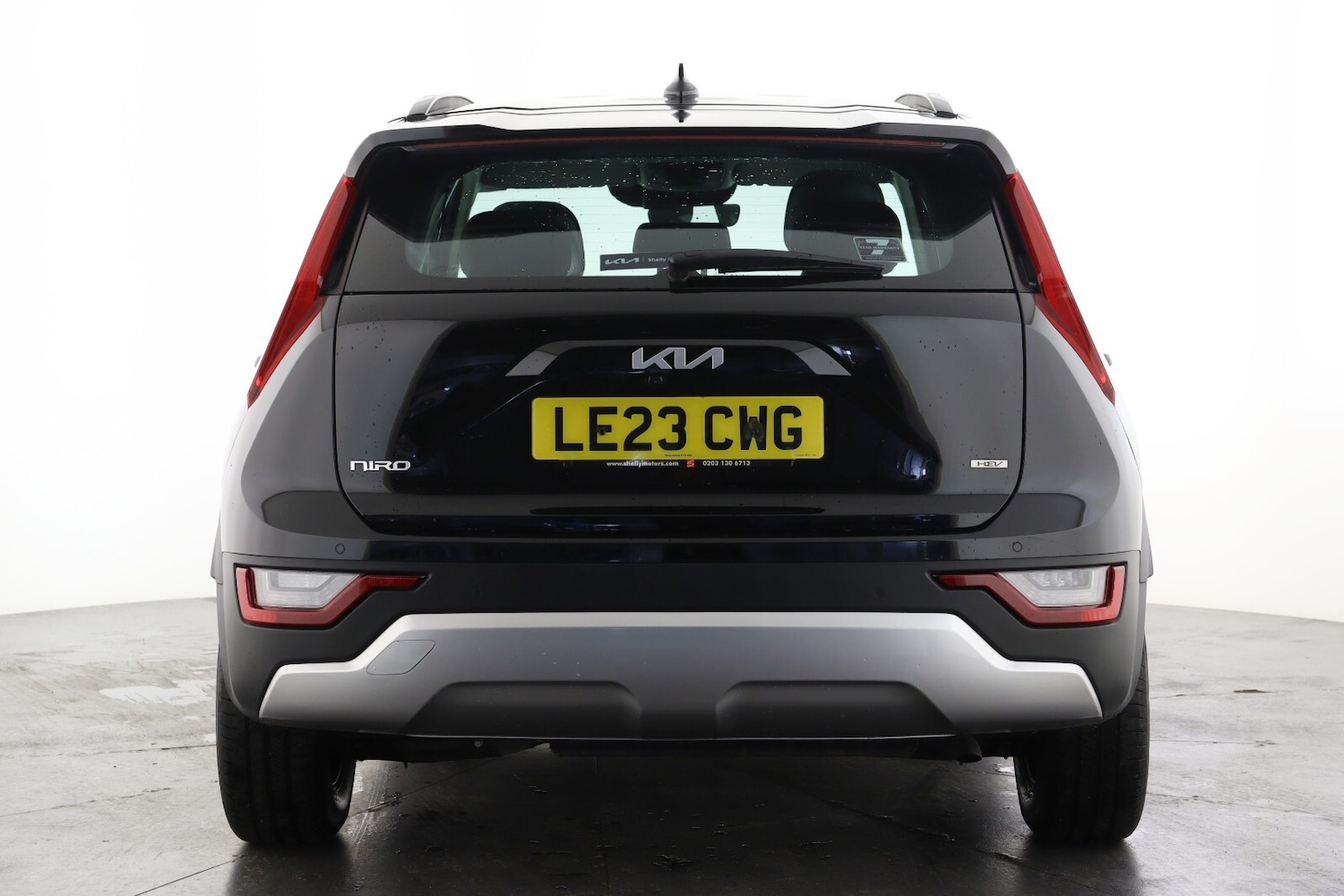 Used Kia Niro 2023 for sale - 76872501: Photo 2