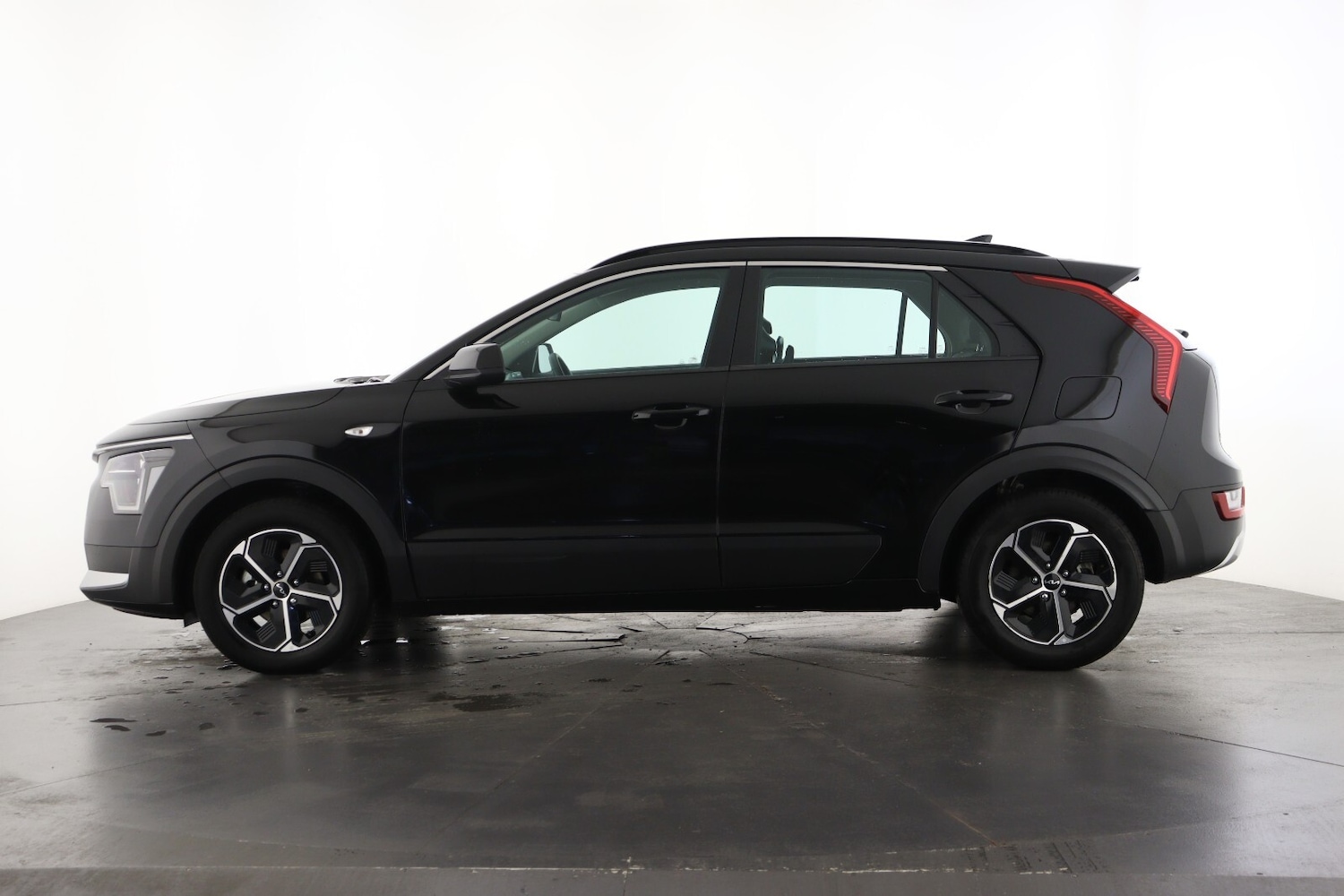 Used Kia Niro 2023 for sale - 76872501: Photo 7