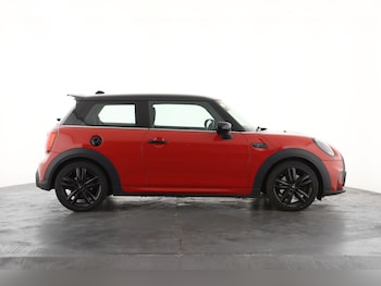 Used MINI Hatch 2022 for sale - 78206739: Photo