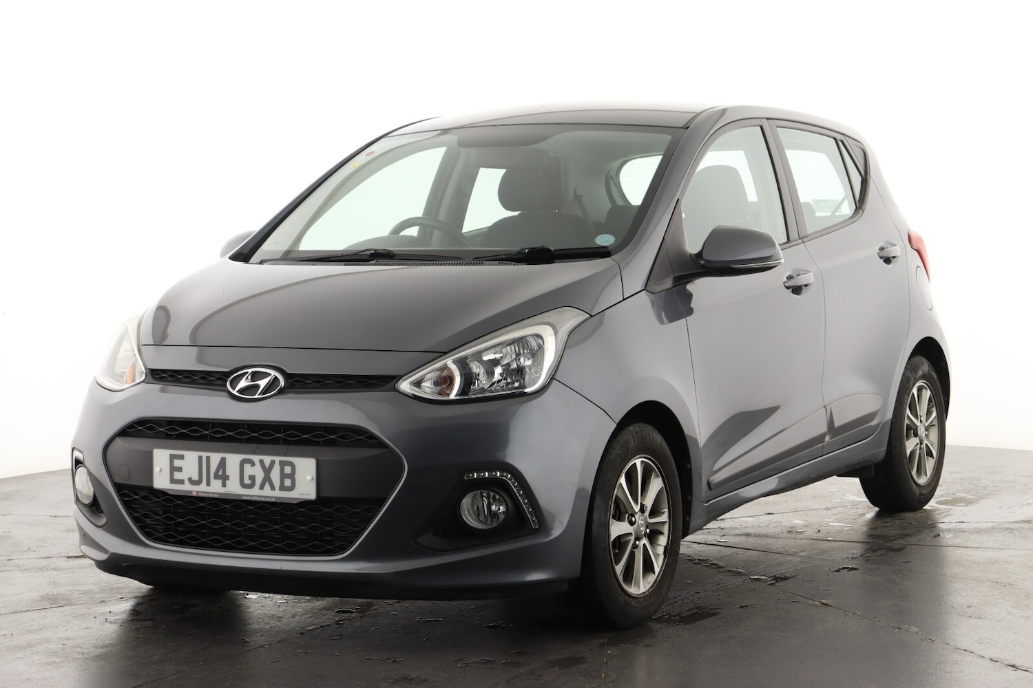 Used Hyundai i10 2014 for sale - 77035823: Photo 6