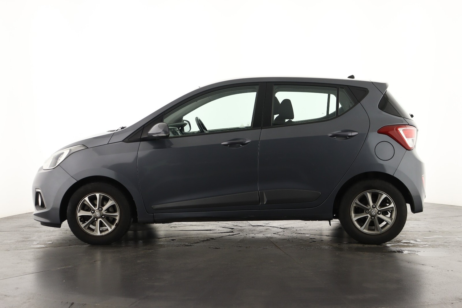 Used Hyundai i10 2014 for sale - 77035823: Photo 7