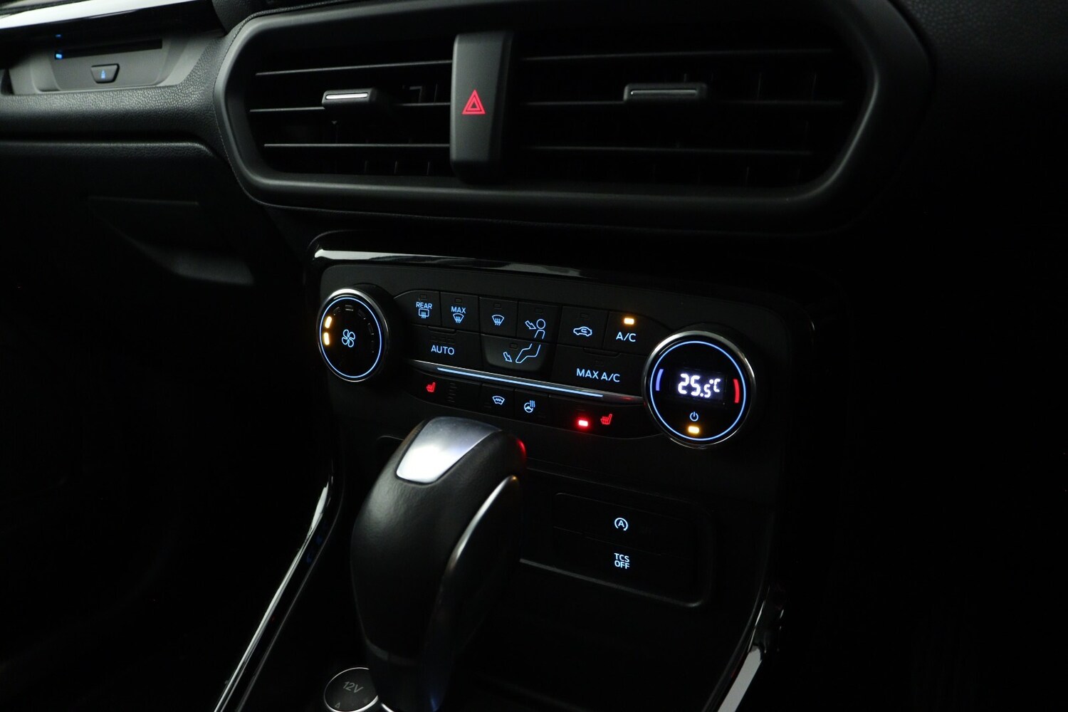 Used Ford Ecosport 2018 for sale - 76874275: Photo 18