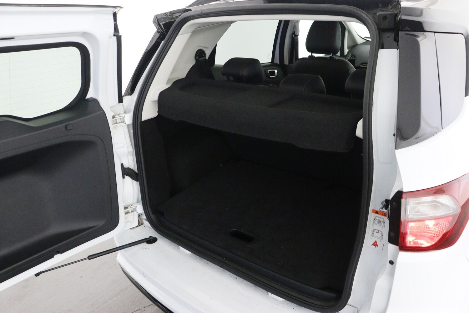 Used Ford Ecosport 2018 for sale - 76874275: Photo 9