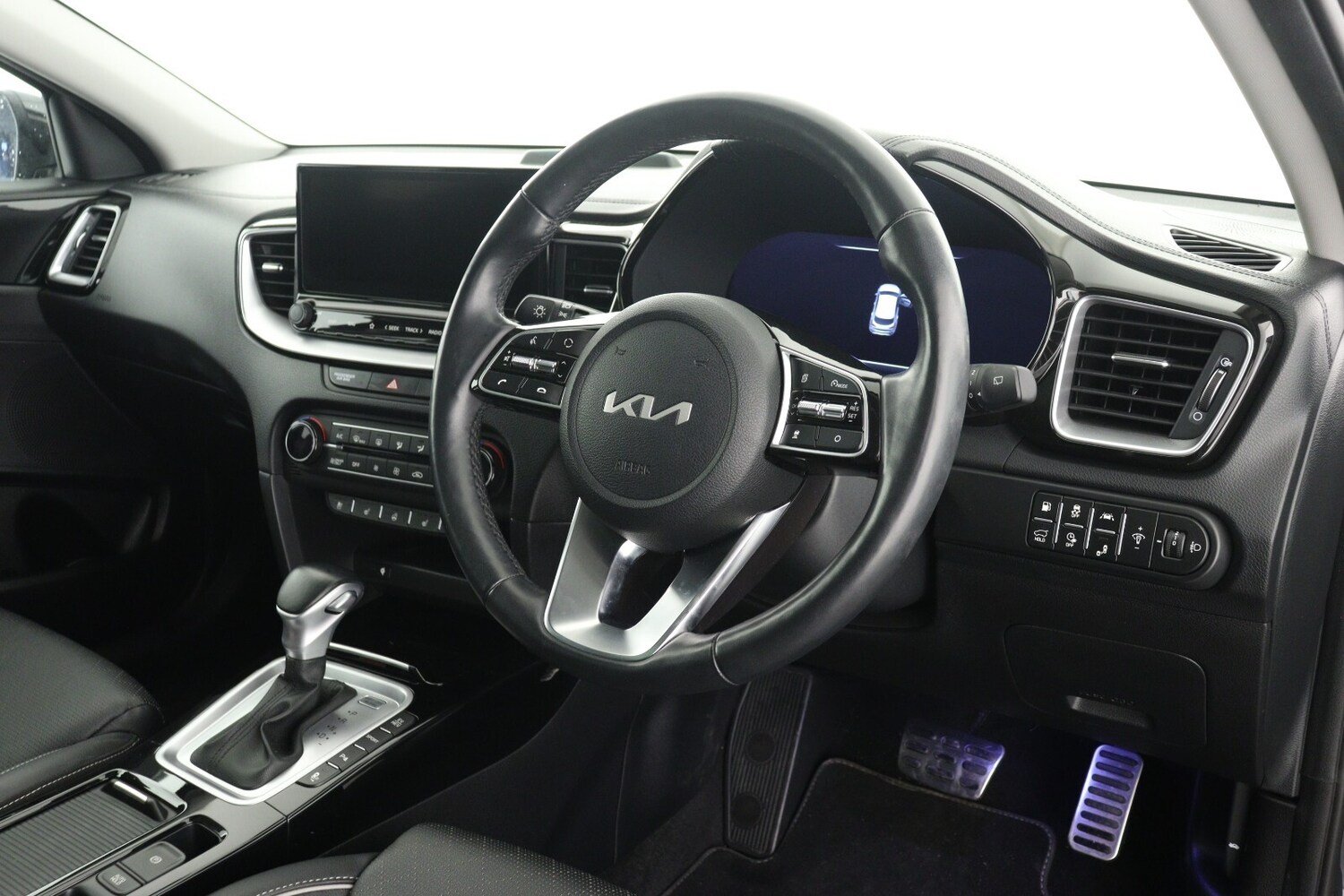 Used Kia XCeed 2022 for sale - 77070993: Photo 17