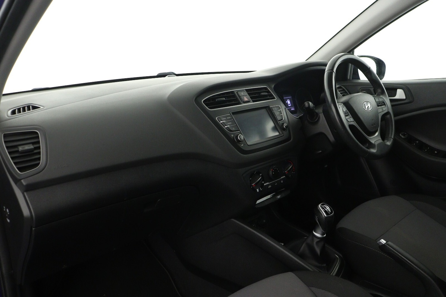 Used Hyundai i20 2019 for sale - 76428164: Photo 11