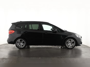 Used BMW 2 Series 2018 for sale - 76874039: Photo