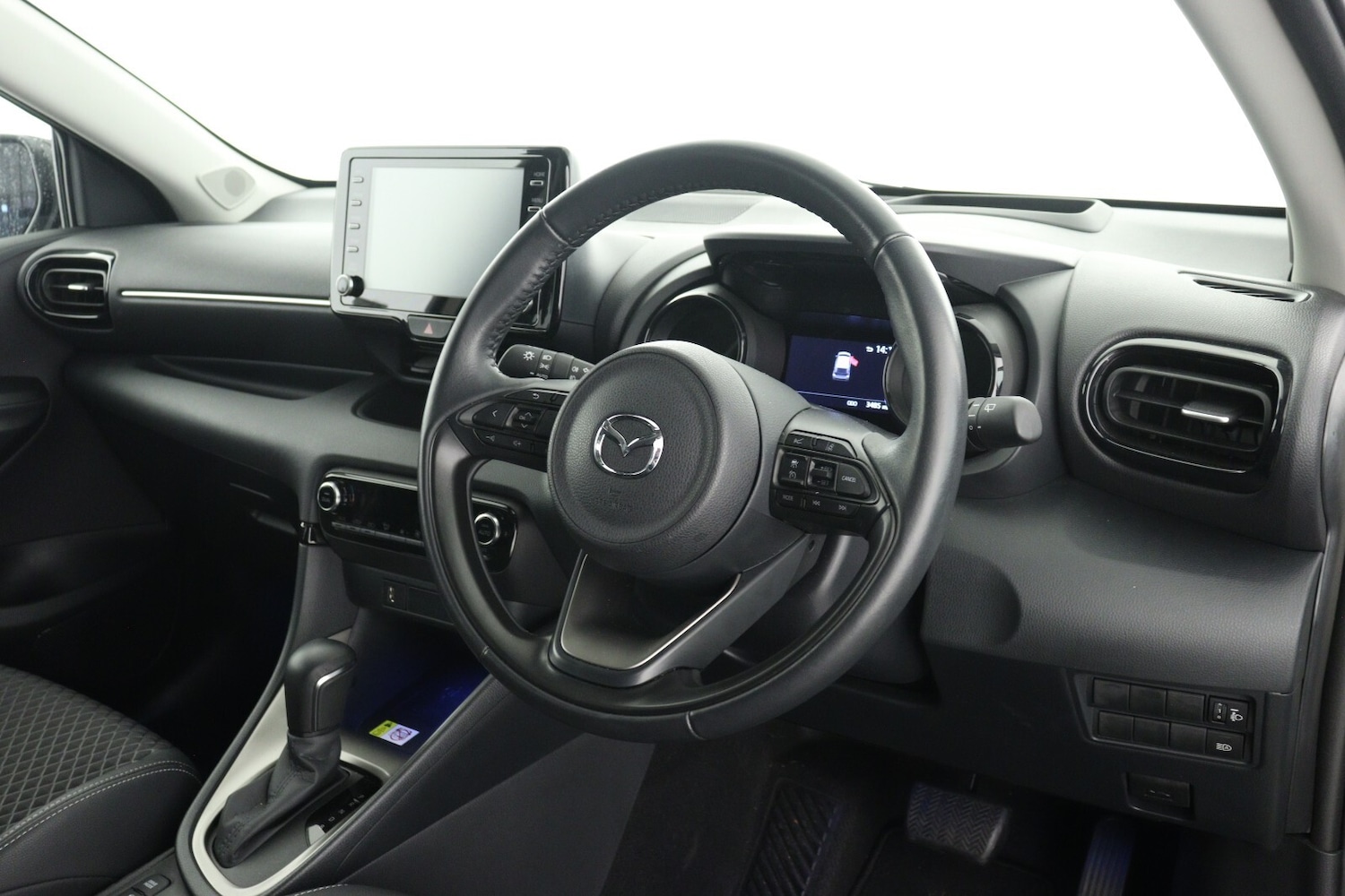 Used Mazda Mazda2 HYBRID 2023 for sale - 76567923: Photo 13