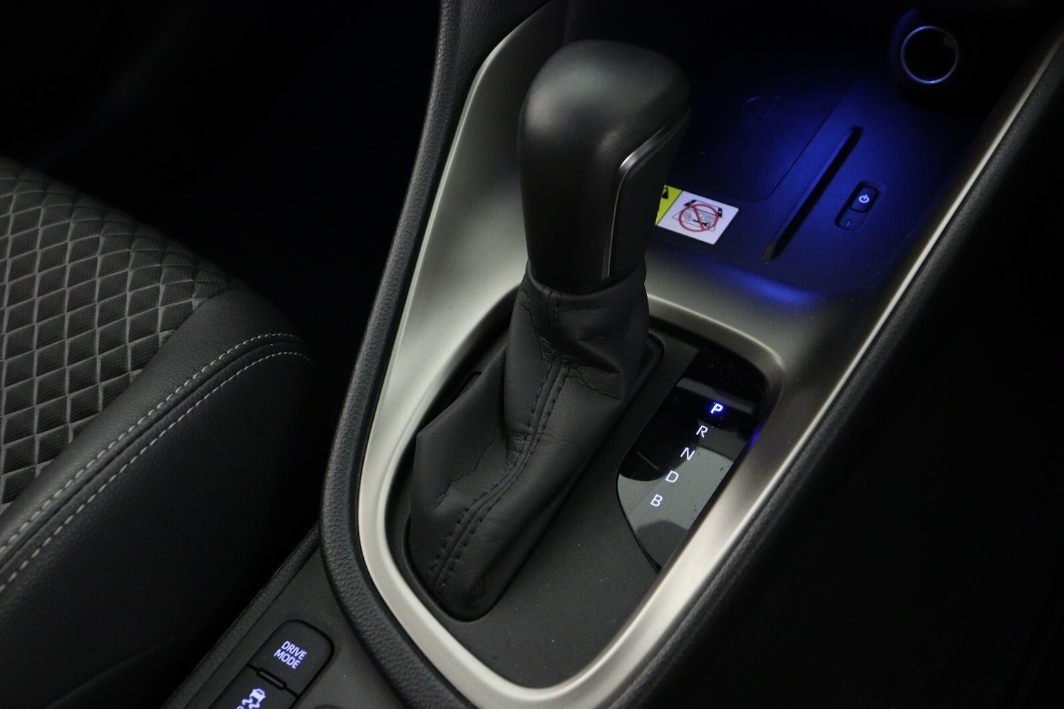 Used Mazda Mazda2 HYBRID 2023 for sale - 76567923: Photo 19