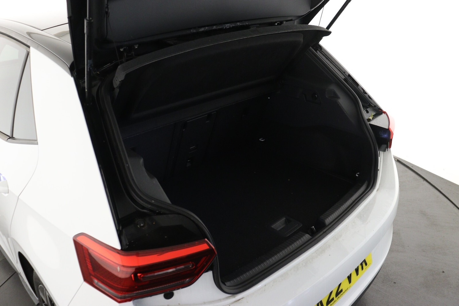 Used Volkswagen ID.3 2022 for sale - 76328016: Photo 9