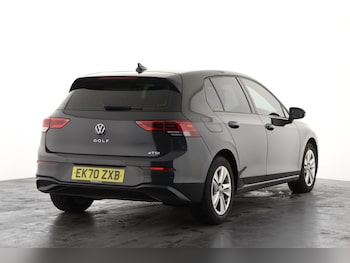 Used Volkswagen Golf 2020 for sale - 77627604: Photo