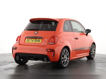 Used Abarth 695 2024 for sale - 78450057: Photo