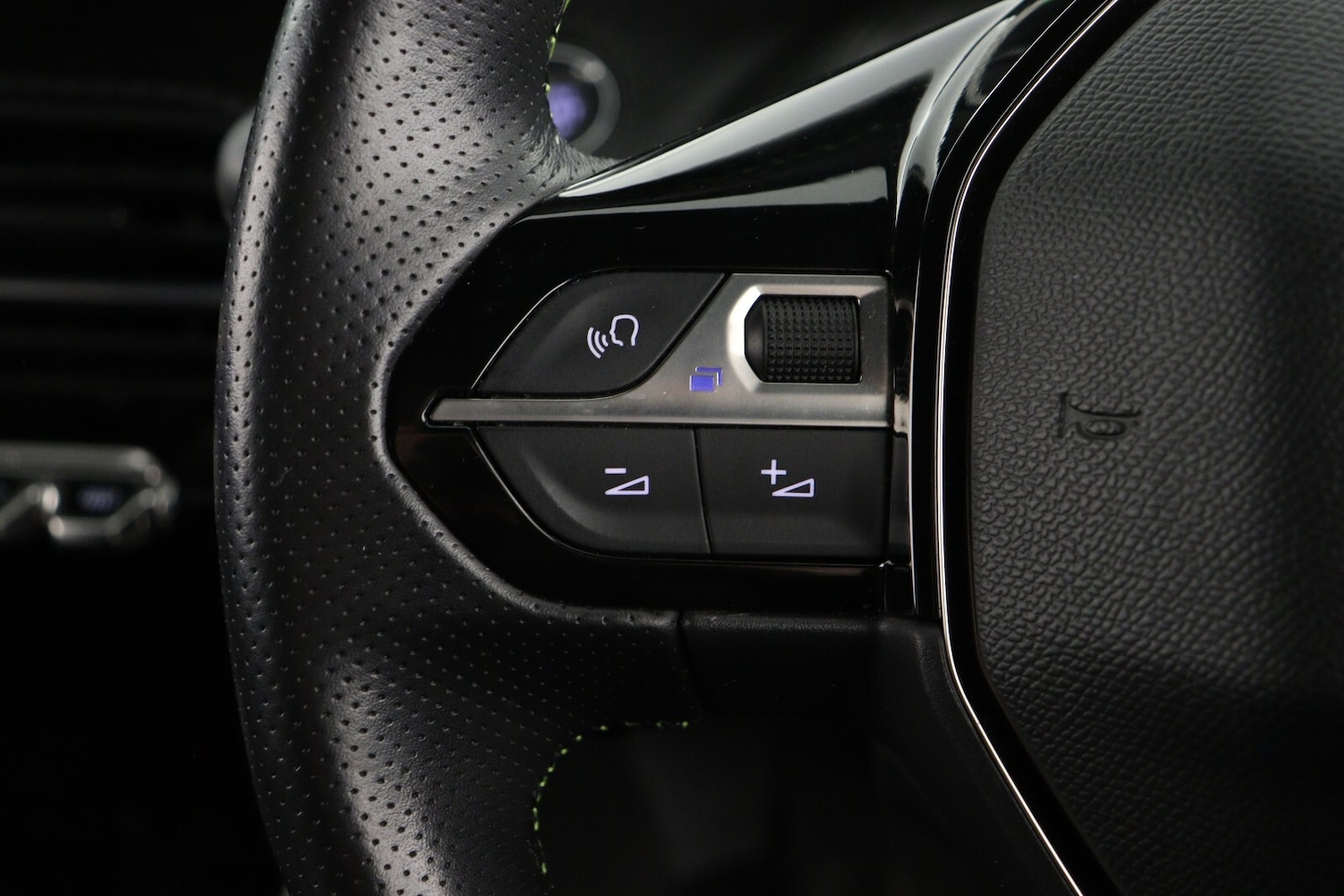 Used Peugeot 208 2020 for sale - 77122624: Photo 23