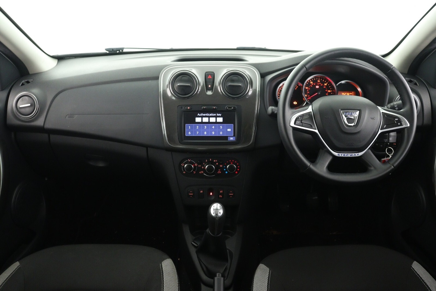 Used Dacia Sandero Stepway 2019 for sale - 76874874: Photo 14
