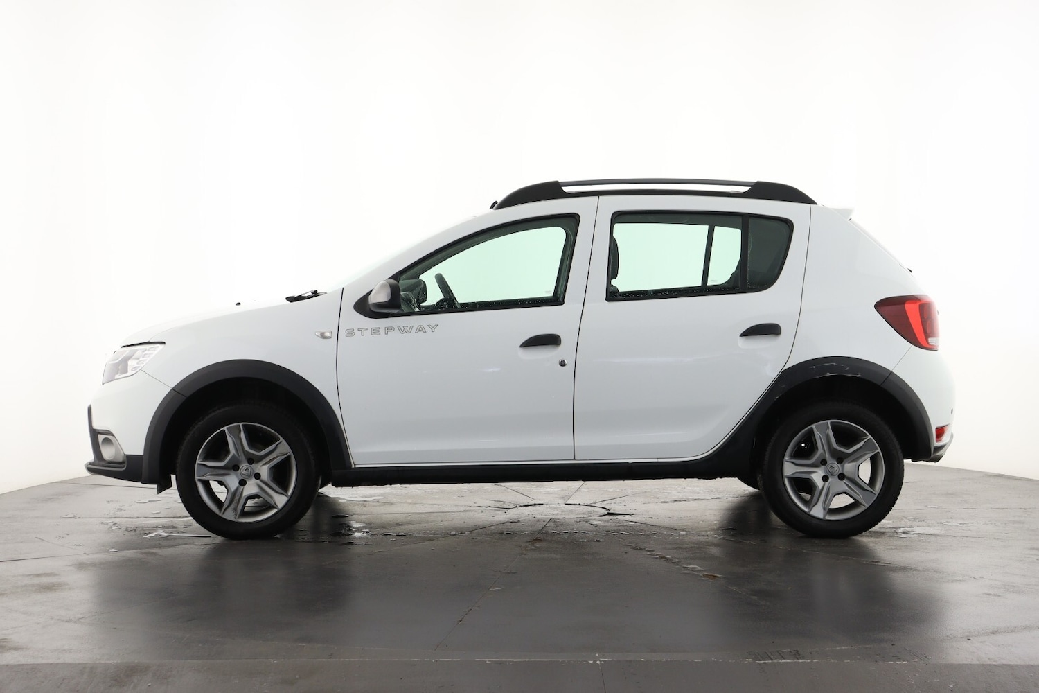 Used Dacia Sandero Stepway 2019 for sale - 76874874: Photo 7