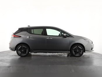 Used Nissan Leaf 2022 for sale - 77307562: Photo