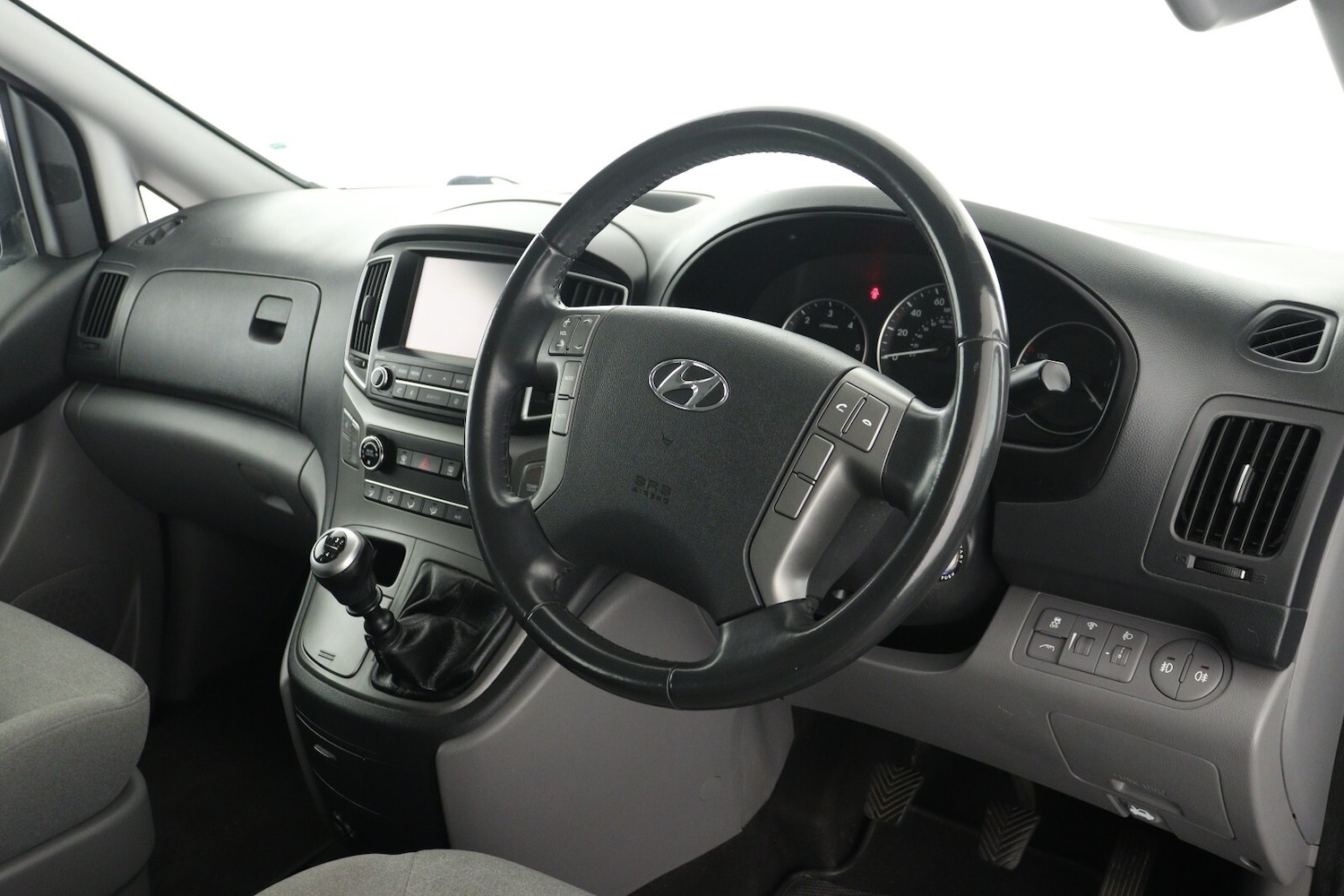 Used Hyundai i800 2019 for sale - 76580041: Photo 14