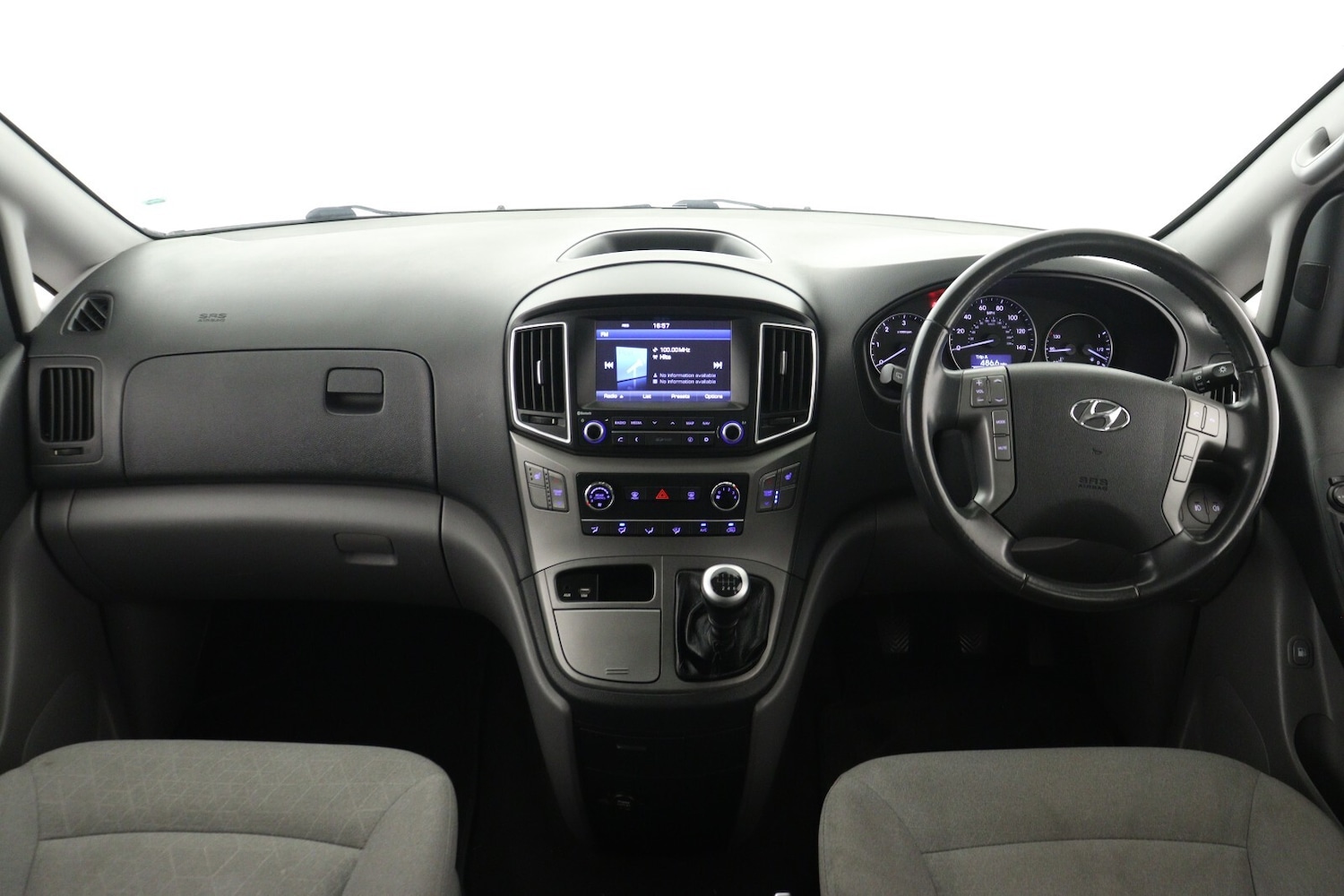 Used Hyundai i800 2019 for sale - 76580041: Photo 15