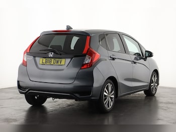 Used Honda Jazz 2018 for sale - 76117081: Photo 3