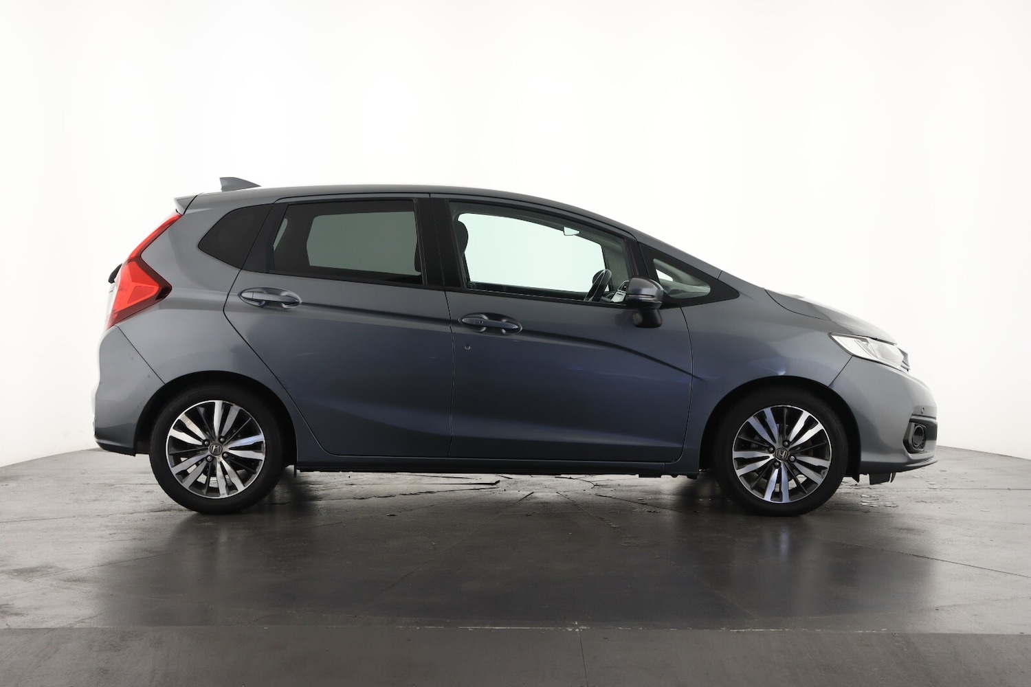 Used Honda Jazz 2018 for sale - 76117081: Photo 4