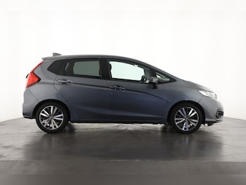 Used Honda Jazz 2018 for sale - 76117081: Photo 4
