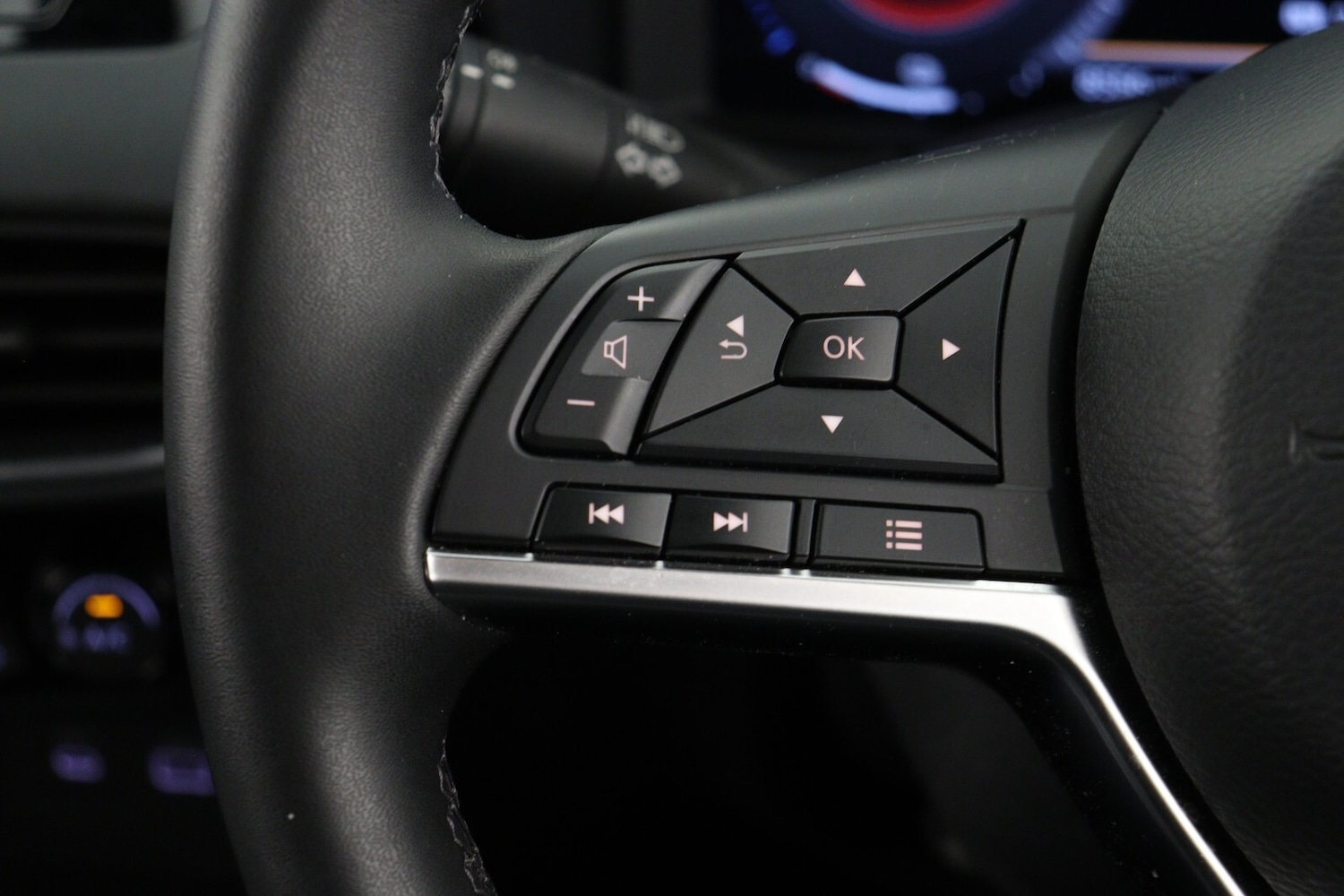 Used Nissan Juke 2024 for sale - 77380959: Photo 22