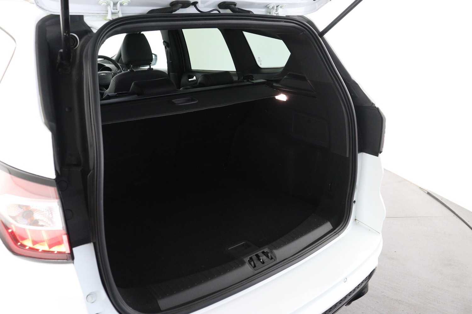 Used Ford Kuga 2018 for sale - 76870683: Photo 9